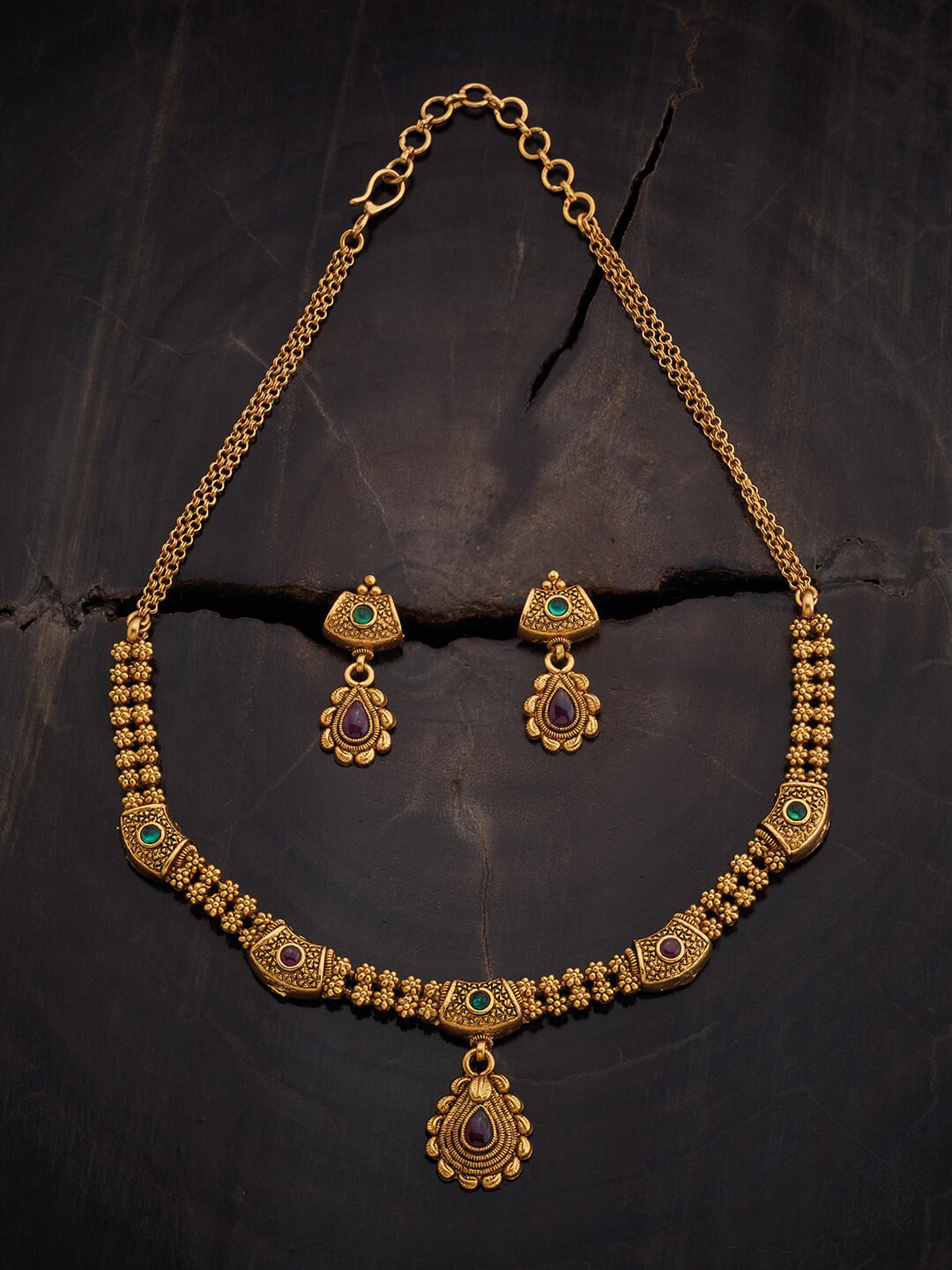 Kushal's Fashion Jewellery Gold-Plated Stone-Studded Jewellery Set 
Kushal's Fashion Jewellery Gold-Plated Stone-Studded Jewellery Set