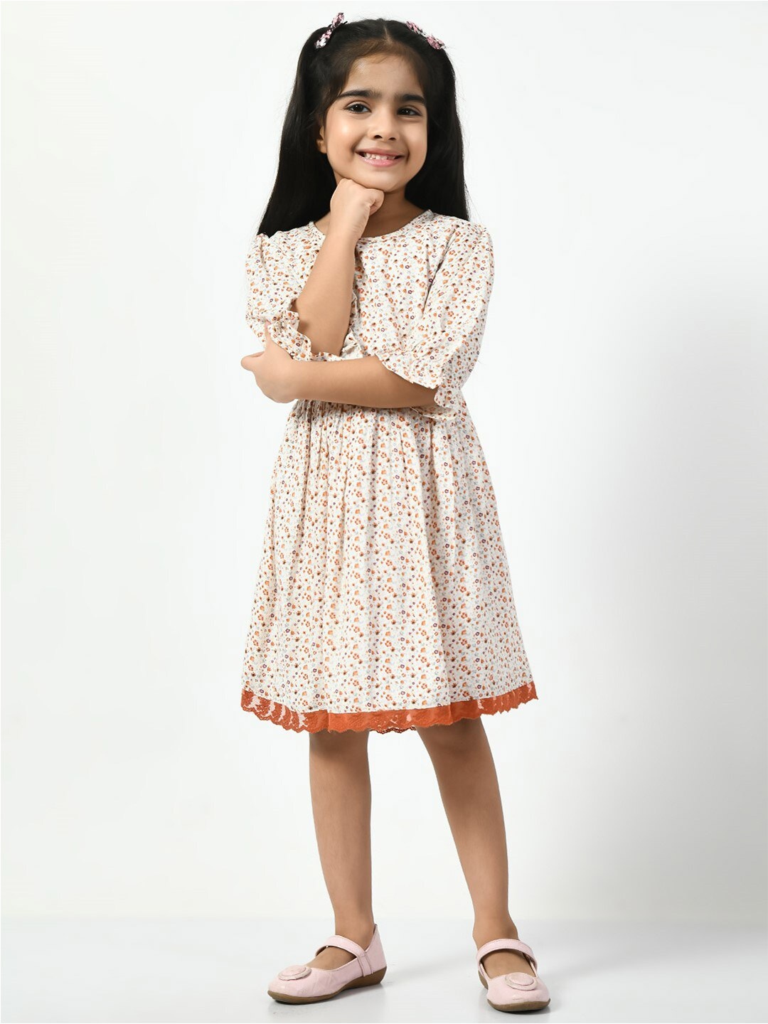 Bella Moda Girls Floral Printed Cuffed Sleeves Gathered Cotton Fit & Flare Dress, Cream
Bella Moda Girls Floral Printed Cuffed Sleeves Gathered Cotton Fit & Flare Dress, Cream