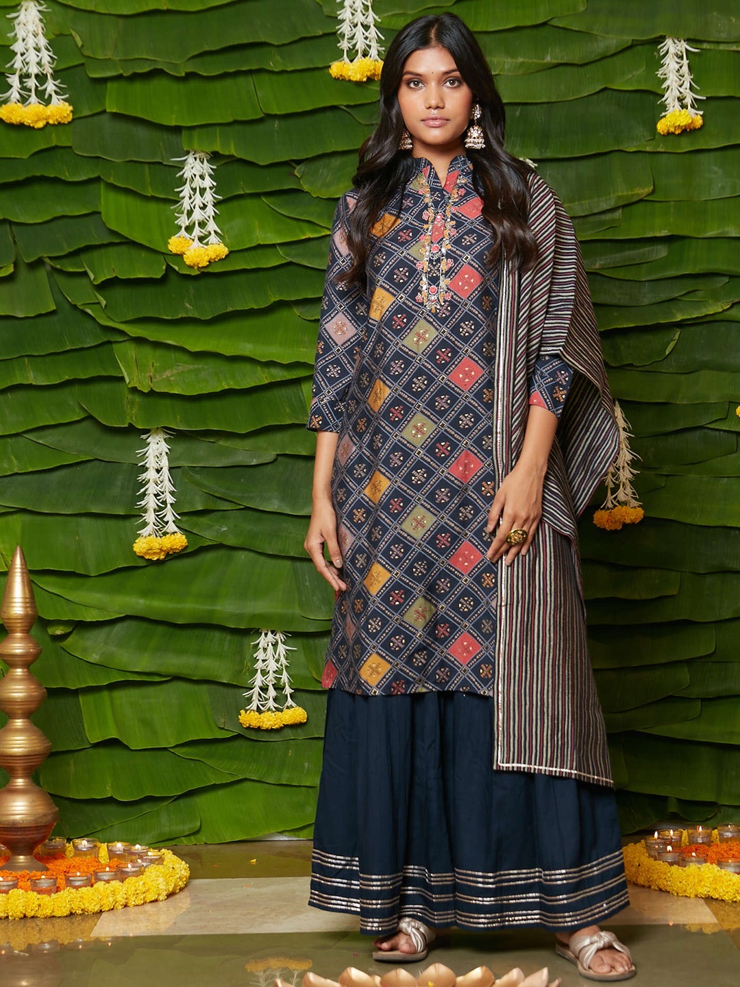 RAISIN Ethnic Motifs Printed Thread Work Detail Pure Cotton Kurta & Sharara With Dupatta, Navy blue
RAISIN Ethnic Motifs Printed Thread Work Detail Pure Cotton Kurta & Sharara With Dupatta, Navy blue