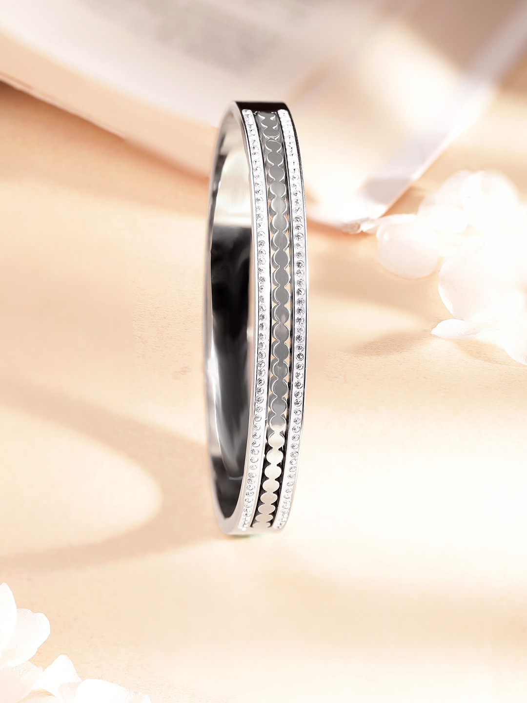 Rubans Voguish Rhodium Plated Stainless Steel Waterproof Textured Tarnish Free Bracelet, Silver
Rubans Voguish Rhodium Plated Stainless Steel Waterproof Textured Tarnish Free Bracelet, Silver