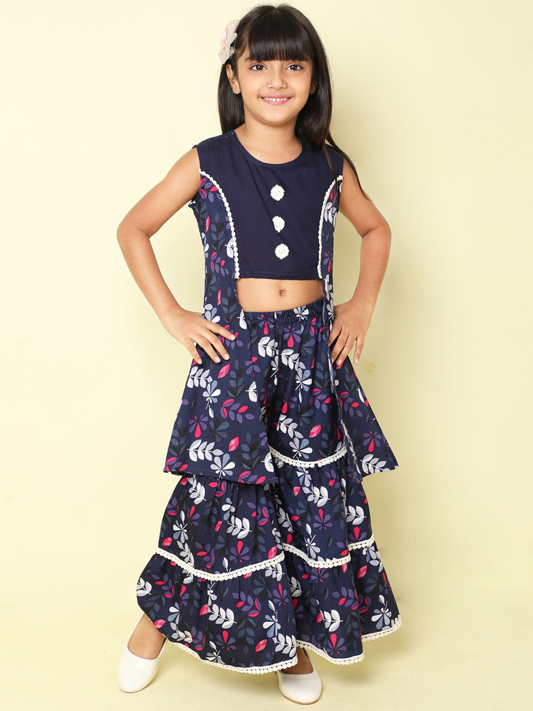 The Magic Wand Girls Floral Printed High Slit Pure Cotton A-Line Kurta with Sharara, Navy blue
The Magic Wand Girls Floral Printed High Slit Pure Cotton A-Line Kurta with Sharara, Navy blue