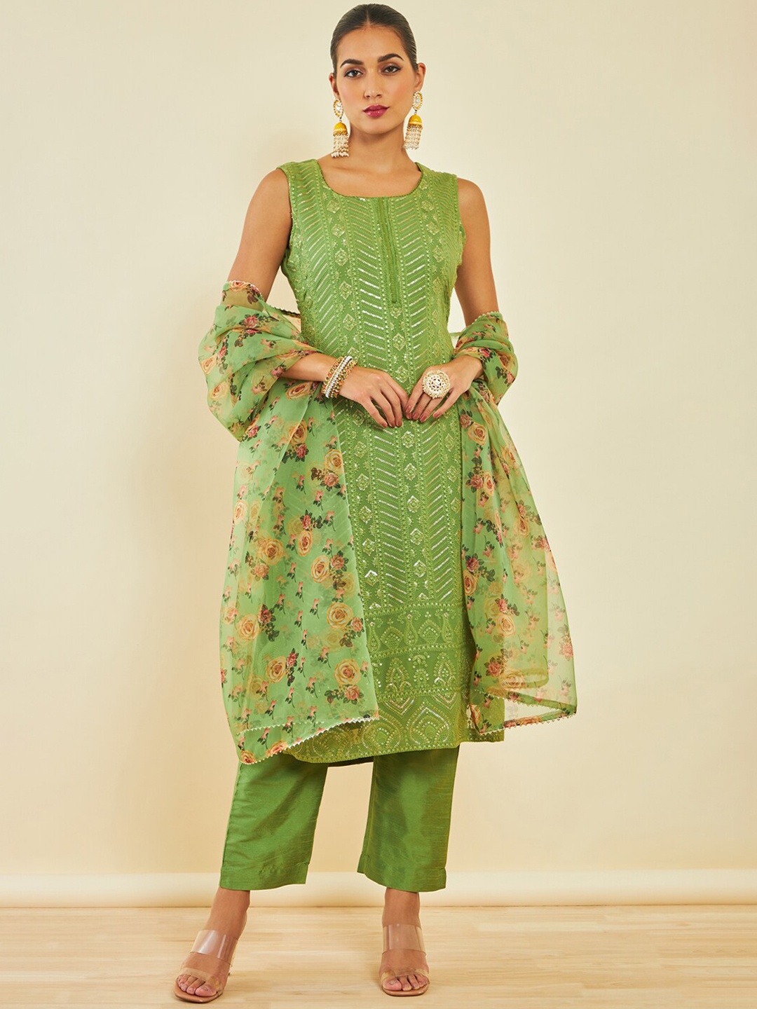 Soch Green Ethnic Motifs Embroidered Regular Sequinned Kurta With Trousers & Dupatta
Soch Green Ethnic Motifs Embroidered Regular Sequinned Kurta With Trousers & Dupatta