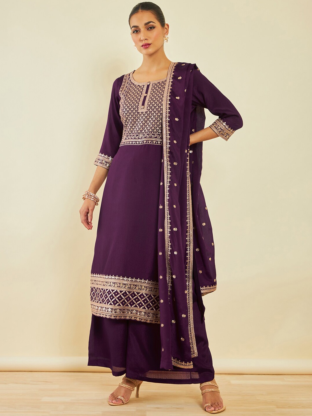Soch Burgundy Ethnic Motifs Embroidered Regular Sequinned Kurta With Palazzos & Dupatta
Soch Burgundy Ethnic Motifs Embroidered Regular Sequinned Kurta With Palazzos & Dupatta