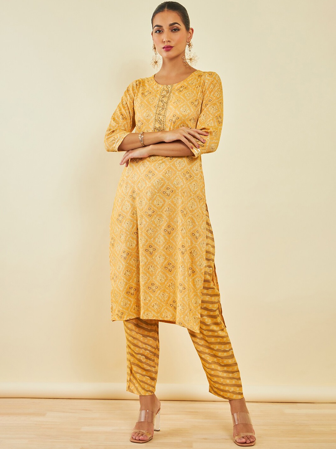 Soch Ethnic Motifs Printed Regular Three-Quarter Sleeves Gotta Patti Kurta Sets, Mustard
Soch Ethnic Motifs Printed Regular Three-Quarter Sleeves Gotta Patti Kurta Sets, Mustard
