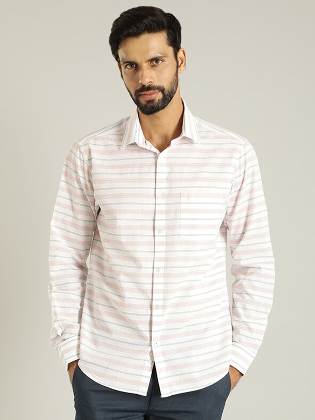 Indian Terrain Classic Spread Collar Stiped Woven Design Slim Fit Cotton Casual Shirt, Peach
Indian Terrain Classic Spread Collar Stiped Woven Design Slim Fit Cotton Casual Shirt, Peach