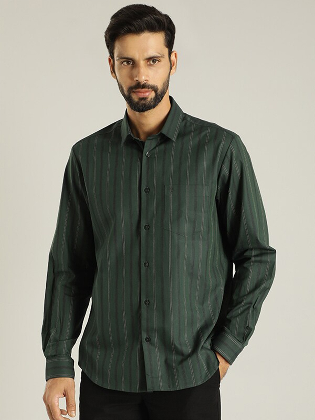 Indian Terrain Classic Spread Collar Stiped Woven Design Slim Fit Cotton Casual Shirt, Green
Indian Terrain Classic Spread Collar Stiped Woven Design Slim Fit Cotton Casual Shirt, Green