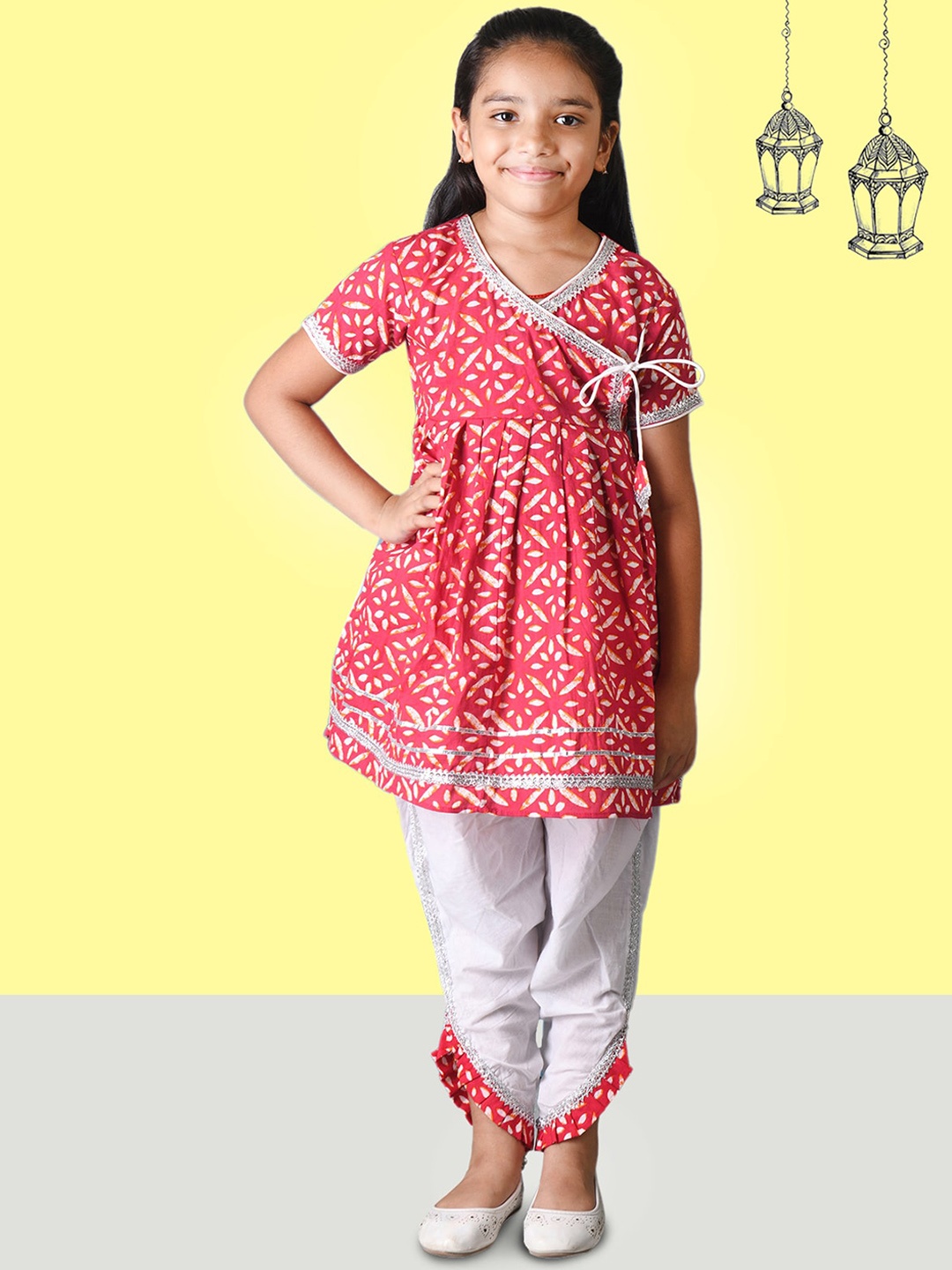 Kids On Board Girls Ethnic Motifs Printed Empire Pure Cotton Kurta With Dhoti Pants, Red
Kids On Board Girls Ethnic Motifs Printed Empire Pure Cotton Kurta With Dhoti Pants, Red