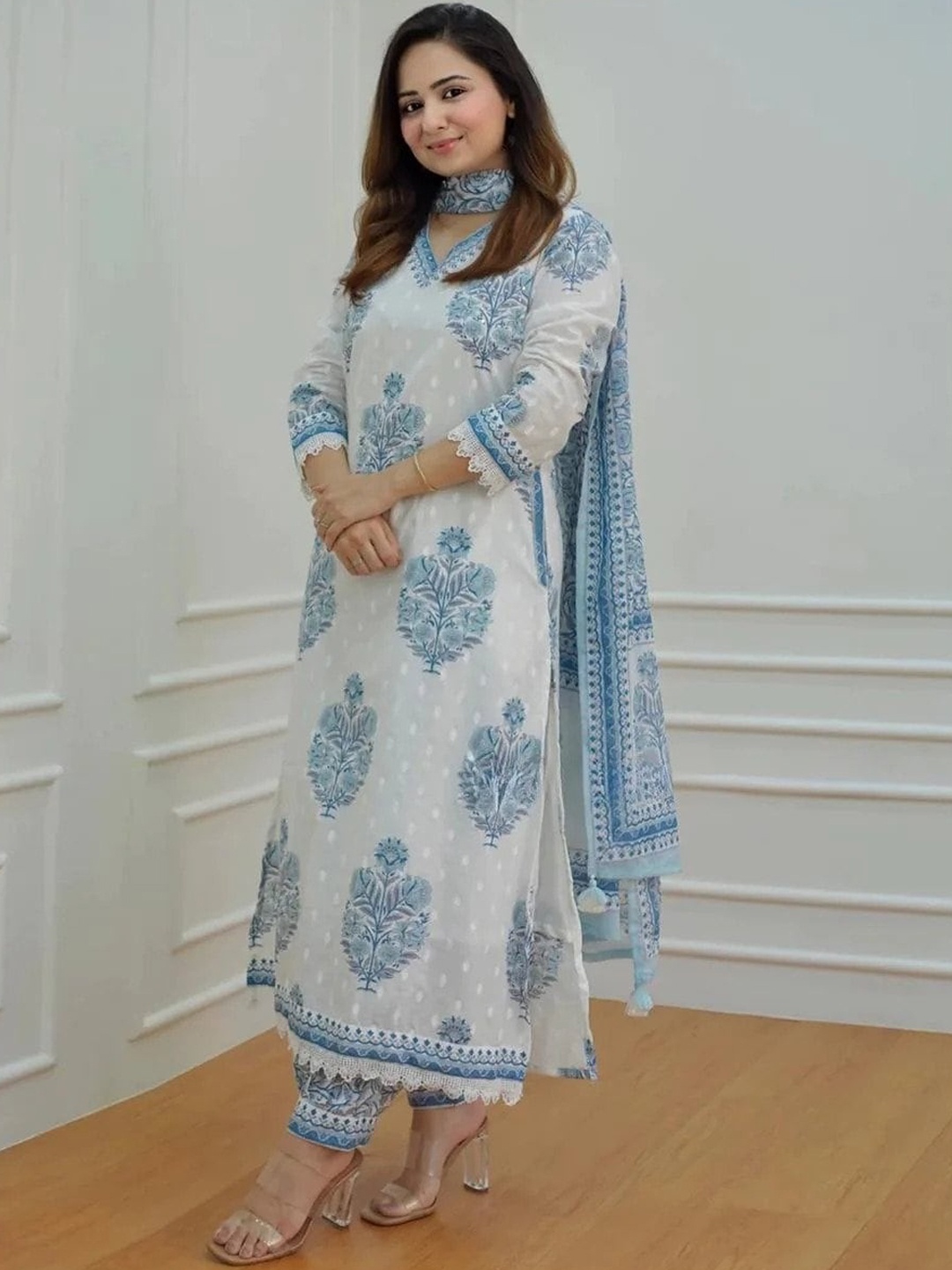 KALINI Floral Printed Sequinned Pure Cotton Straight Kurta & Patiala with Dupatta, White
KALINI Floral Printed Sequinned Pure Cotton Straight Kurta & Patiala with Dupatta, White
