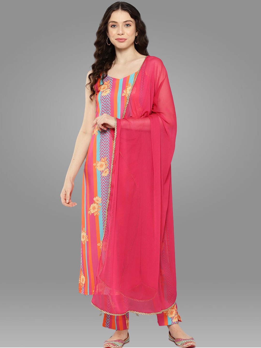 Janasya Pink Floral Printed Gotta Patti Detailed Straight Kurta & Trousers with Dupatta
Janasya Pink Floral Printed Gotta Patti Detailed Straight Kurta & Trousers with Dupatta