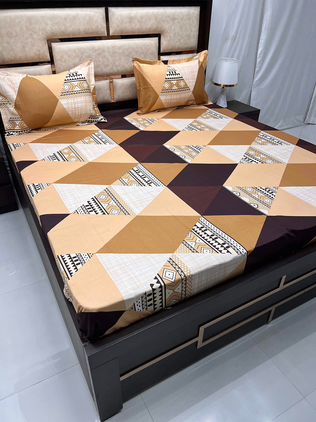 Pure Decor Velar Sib Brown Printed Cotton 400 TC King Bedsheet with 2 Pillow Covers
Pure Decor Velar Sib Brown Printed Cotton 400 TC King Bedsheet with 2 Pillow Covers