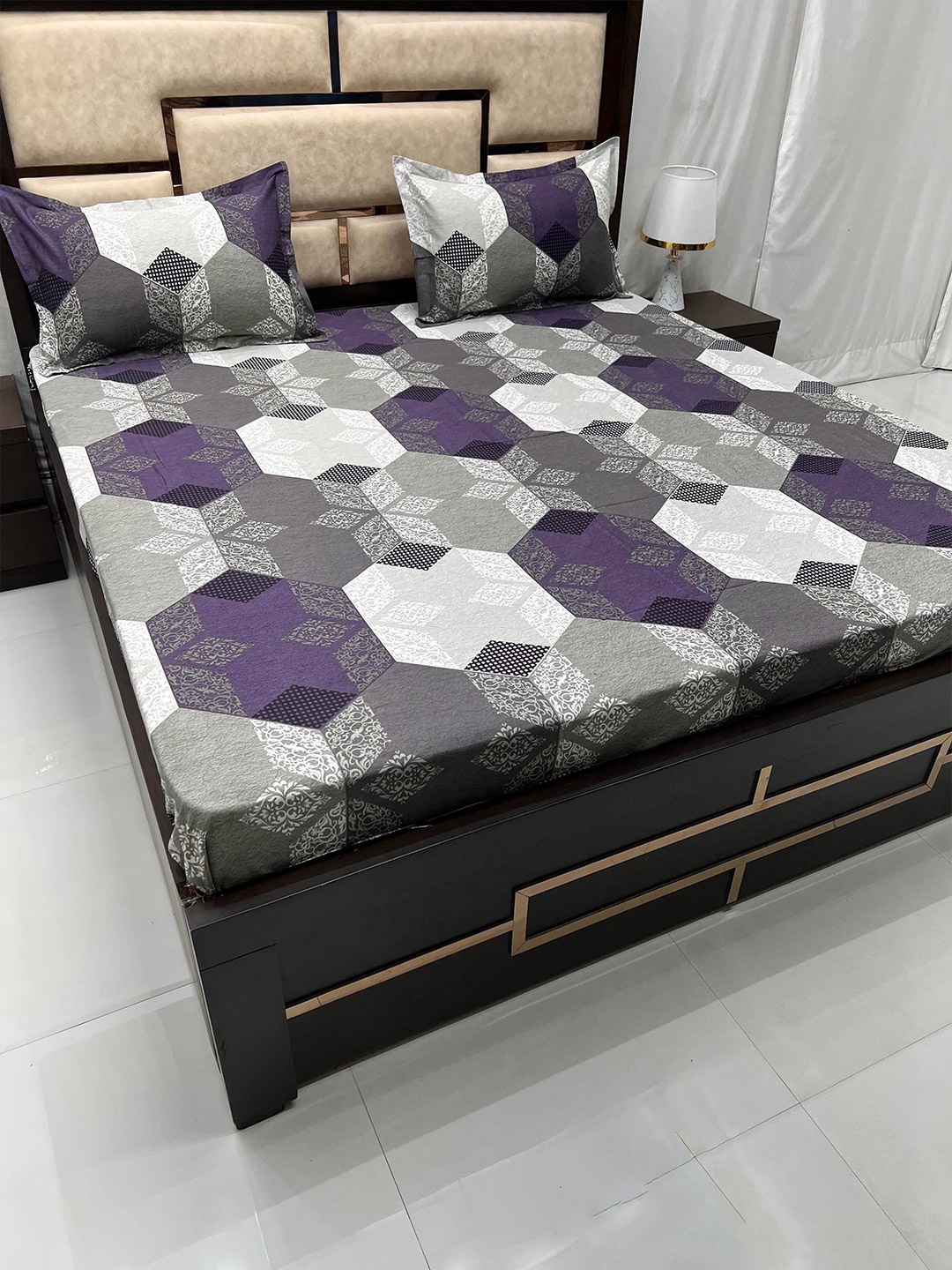 Pure Decor Velar Sib Grey & Purple Ethnic Motifs Pure Cotton 400 TC King Bedsheet Set
Pure Decor Velar Sib Grey & Purple Ethnic Motifs Pure Cotton 400 TC King Bedsheet Set