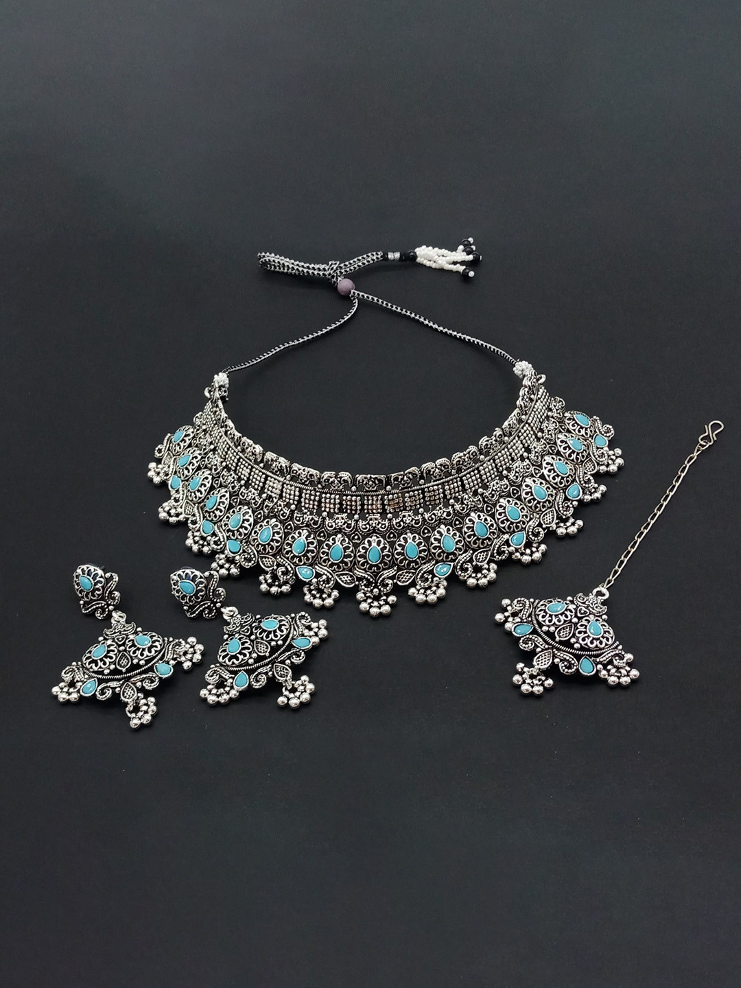 AASHISH IMITATION Rhodium-Plated Kundan-Studded Jewellery Set, Silver
AASHISH IMITATION Rhodium-Plated Kundan-Studded Jewellery Set, Silver