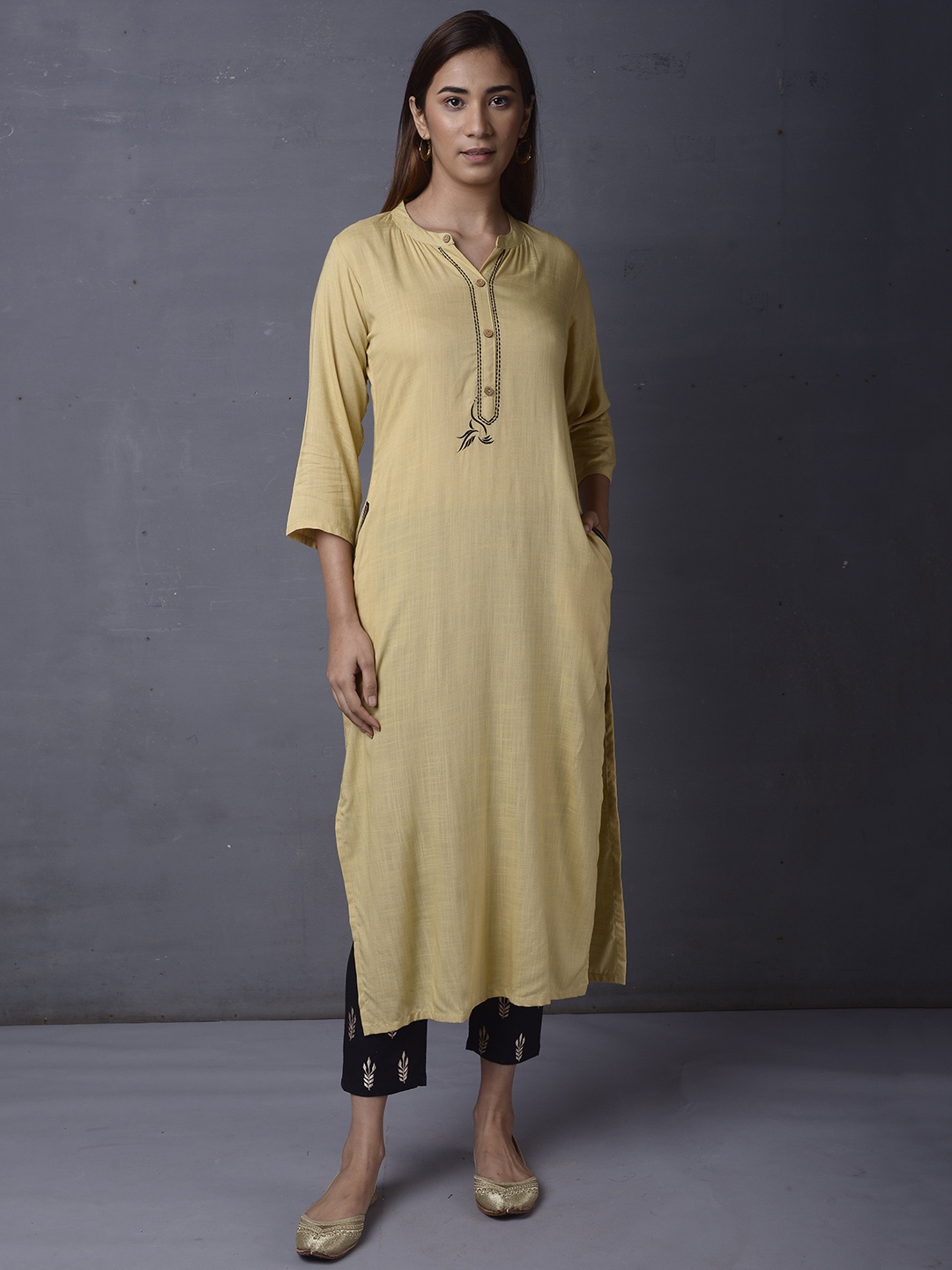 PINKSKY Yoke or Border Design Mandarin Collar Straight Kurta With Trousers, Beige
PINKSKY Yoke or Border Design Mandarin Collar Straight Kurta With Trousers, Beige