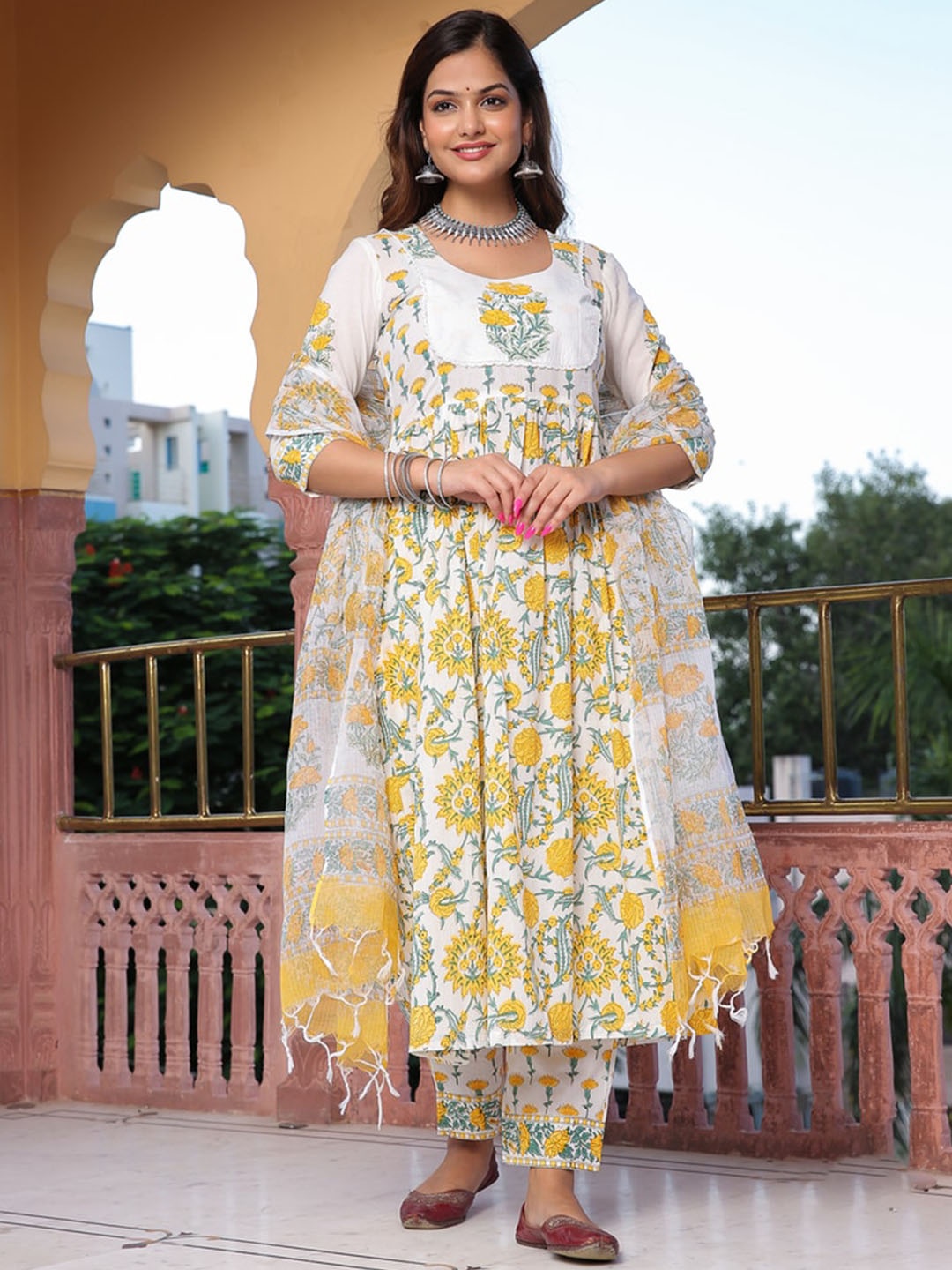 Jaipuri Adaah Floral Printed Pleated Pure Cotton Kurta With Trousers & Dupatta, Yellow
Jaipuri Adaah Floral Printed Pleated Pure Cotton Kurta With Trousers & Dupatta, Yellow