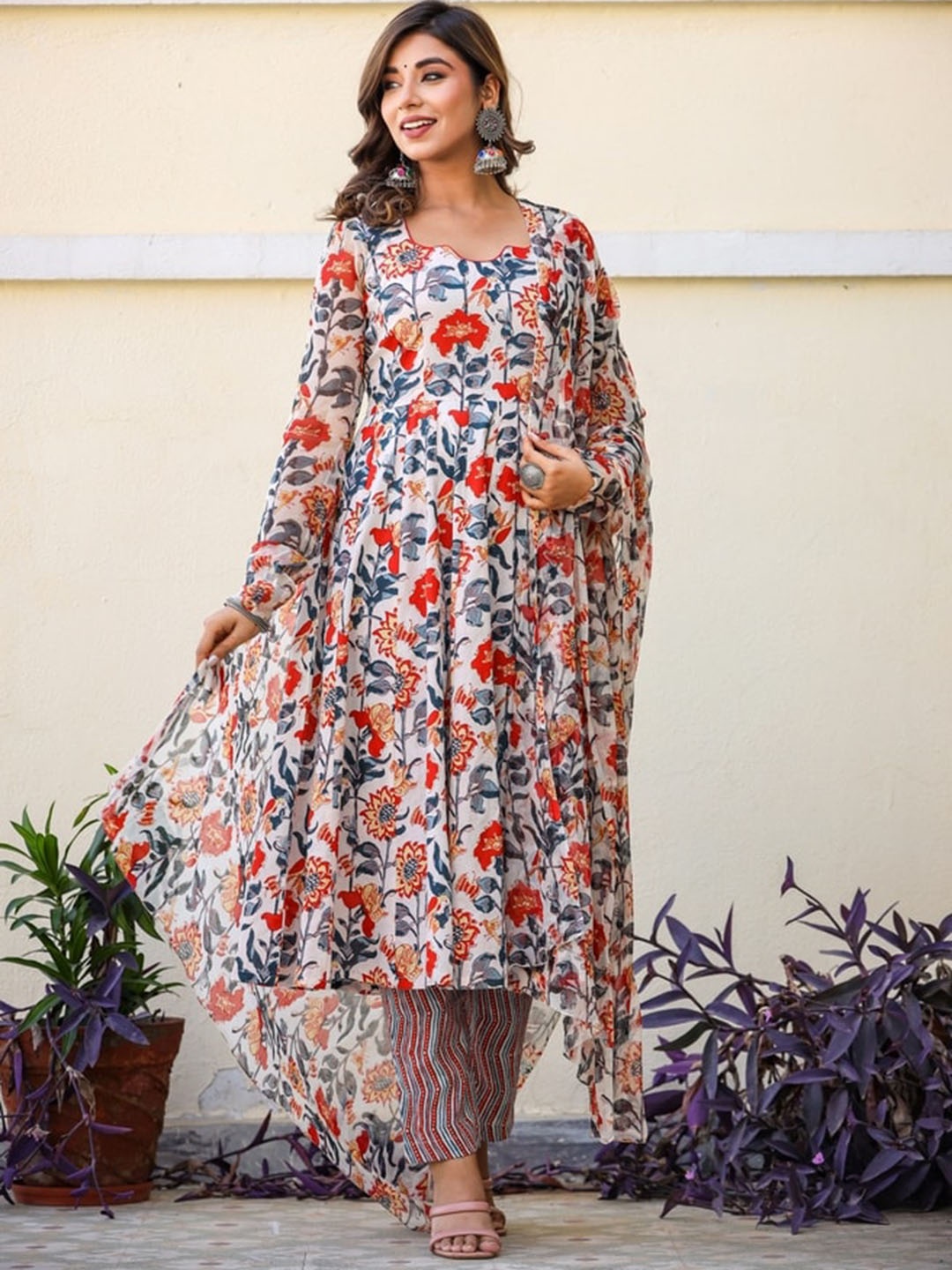 Jaipuri Adaah Floral Printed Pleated Anarkali Pure Cotton Kurta Set With Dupatta, White
Jaipuri Adaah Floral Printed Pleated Anarkali Pure Cotton Kurta Set With Dupatta, White