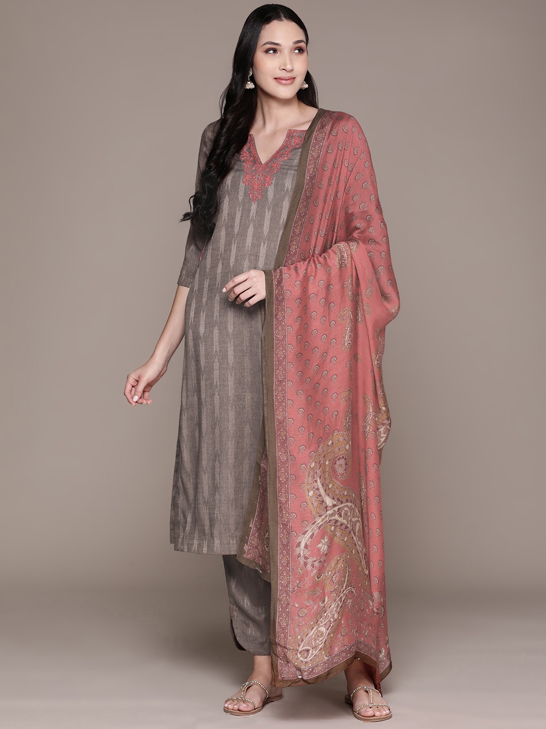aarke Ritu Kumar Women Woven Design Regular Thread Work Kurta with Trousers & With Dupatta, Brown
aarke Ritu Kumar Women Woven Design Regular Thread Work Kurta with Trousers & With Dupatta, Brown