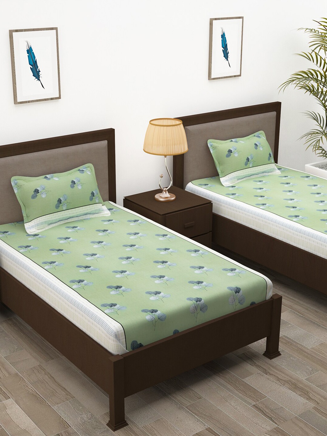 Story@home Spark Gold Green Floral Cotton 144 TC 2 Single Bedsheets & 2 Pillow Covers
Story@home Spark Gold Green Floral Cotton 144 TC 2 Single Bedsheets & 2 Pillow Covers