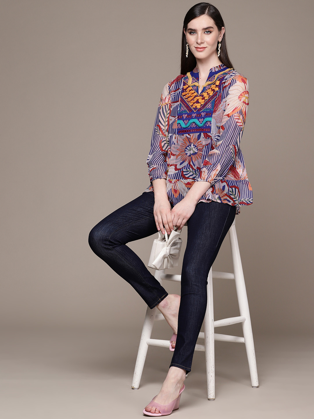 aarke Ritu Kumar Floral Print Mandarin Collar Puff Sleeve Chiffon Top with Inner, Multi
aarke Ritu Kumar Floral Print Mandarin Collar Puff Sleeve Chiffon Top with Inner, Multi