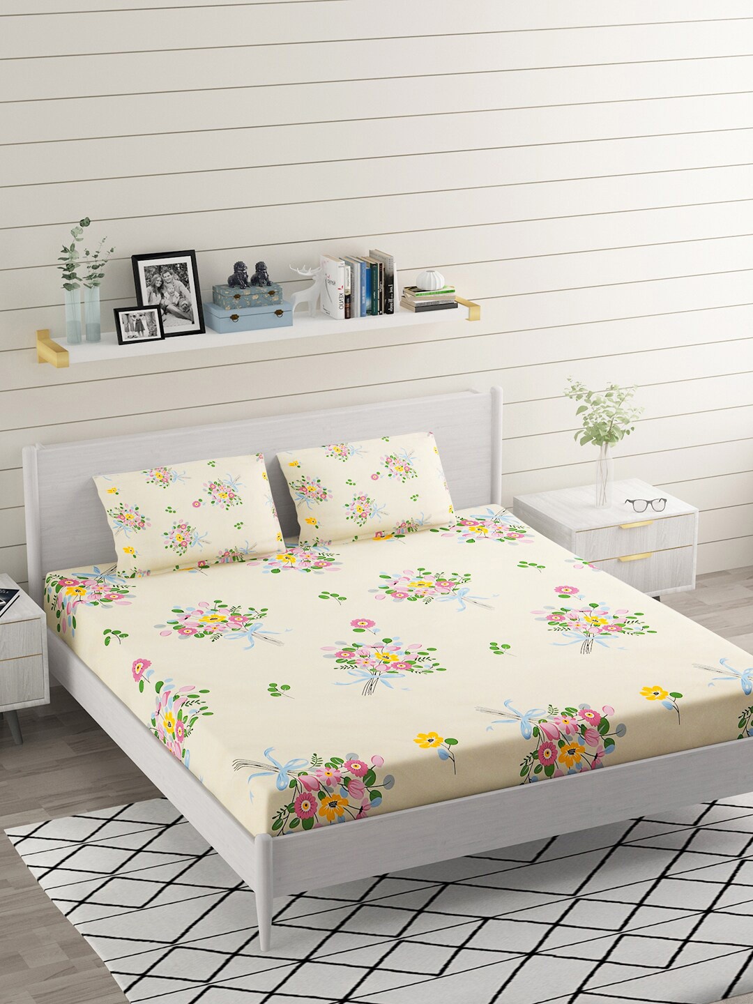 BELVOSTUM Twilight Cream-Coloured & Green Floral 240 TC King Bedsheet with 2 Pillow Covers
BELVOSTUM Twilight Cream-Coloured & Green Floral 240 TC King Bedsheet with 2 Pillow Covers