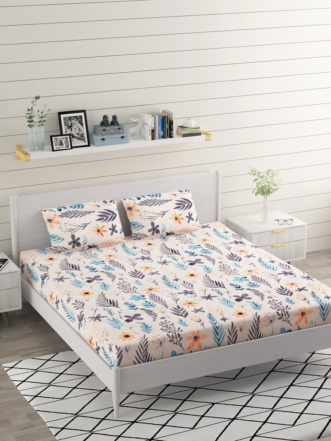 BELVOSTUM Ashley Peach-Coloured & Blue Floral 220 TC King Bedsheet with 2 Pillow Covers
BELVOSTUM Ashley Peach-Coloured & Blue Floral 220 TC King Bedsheet with 2 Pillow Covers
