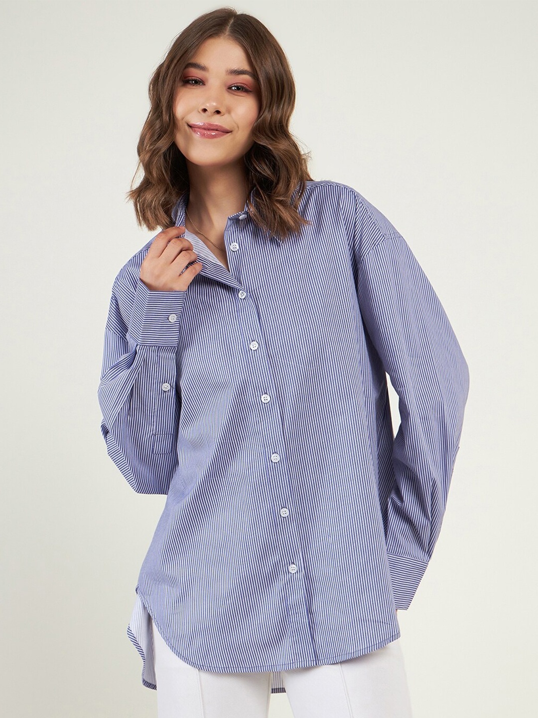JUNE & HARRY Relaxed Oversized Vertical Stripes Long Sleeve Pure Cotton Causal Shirt, Navy blue
JUNE & HARRY Relaxed Oversized Vertical Stripes Long Sleeve Pure Cotton Causal Shirt, Navy blue