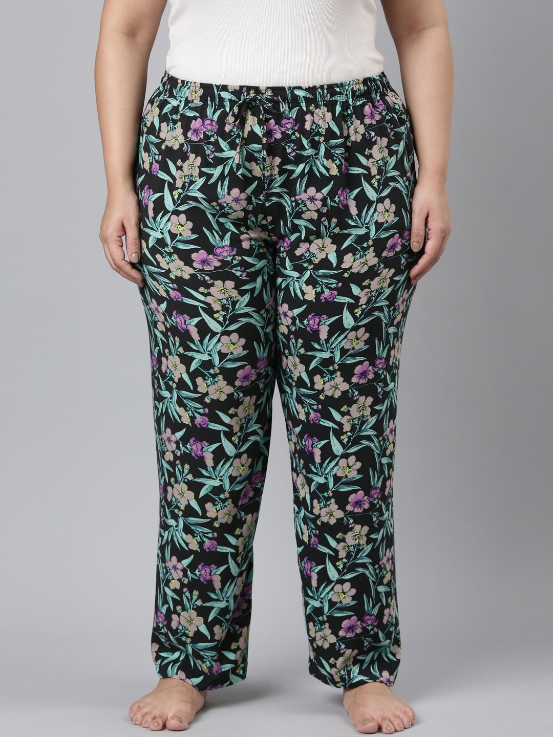 Go Colors Women Plus Size Floral-Printed Relaxed-Fit Lightweight Lounge Pants, Black
Go Colors Women Plus Size Floral-Printed Relaxed-Fit Lightweight Lounge Pants, Black