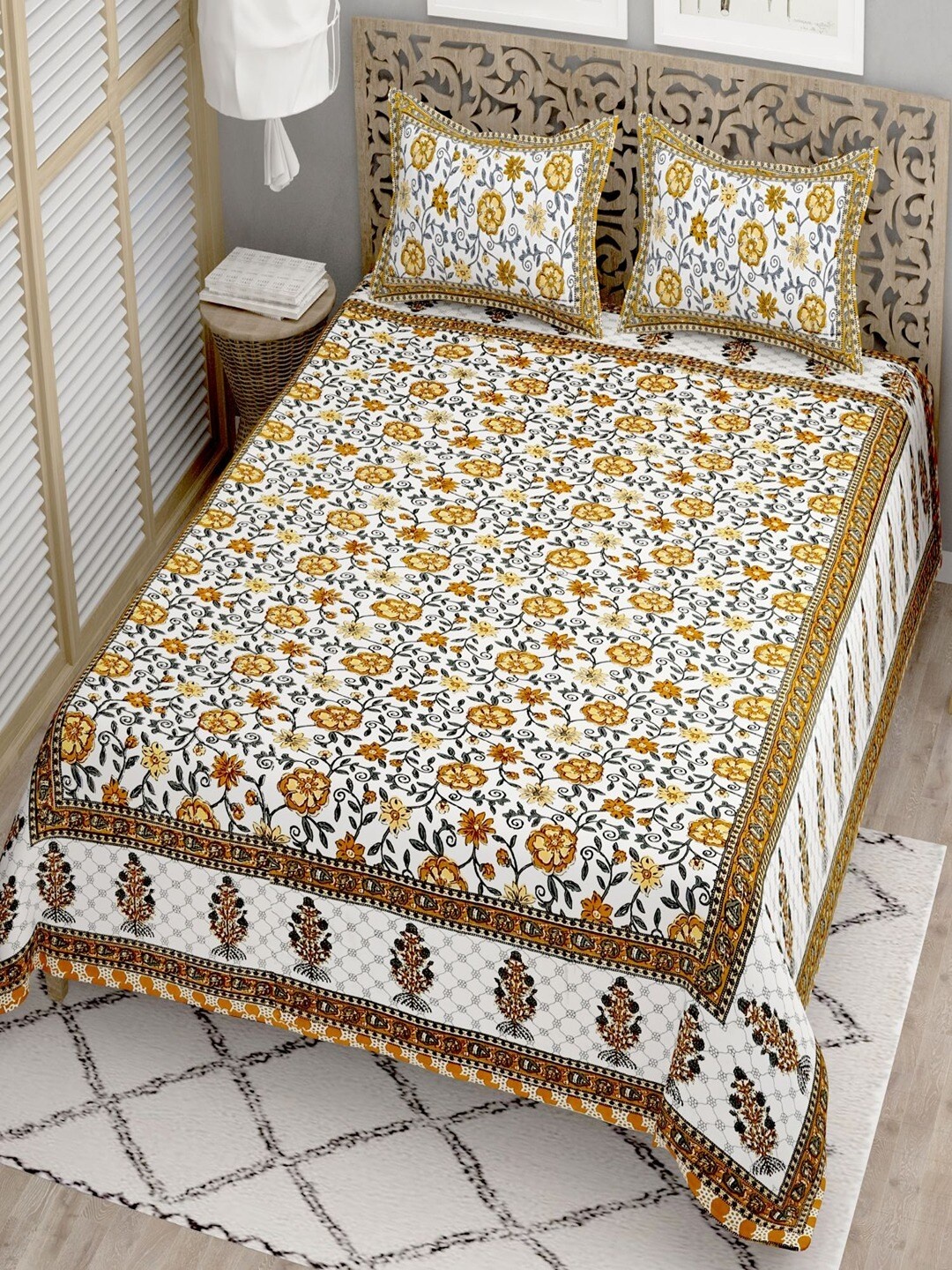 UNIQCHOICE Brown & White Floral Printed Cotton 144 TC King Bedsheet with 2 Pillow Covers
UNIQCHOICE Brown & White Floral Printed Cotton 144 TC King Bedsheet with 2 Pillow Covers