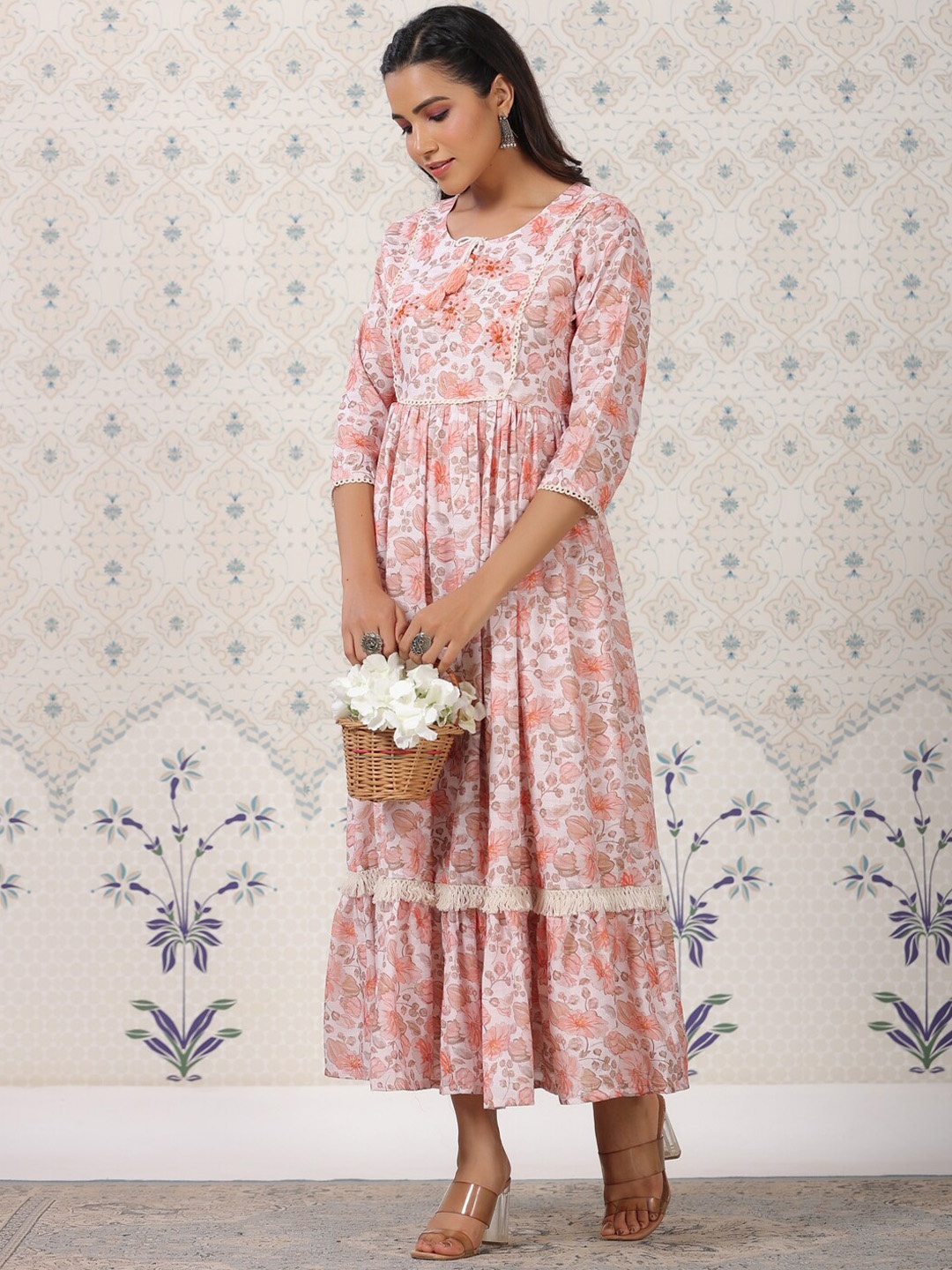 Ode by House of Pataudi Orange Floral Printed Lace Inserts Tiered Fit & Flare Midi Dress
Ode by House of Pataudi Orange Floral Printed Lace Inserts Tiered Fit & Flare Midi Dress