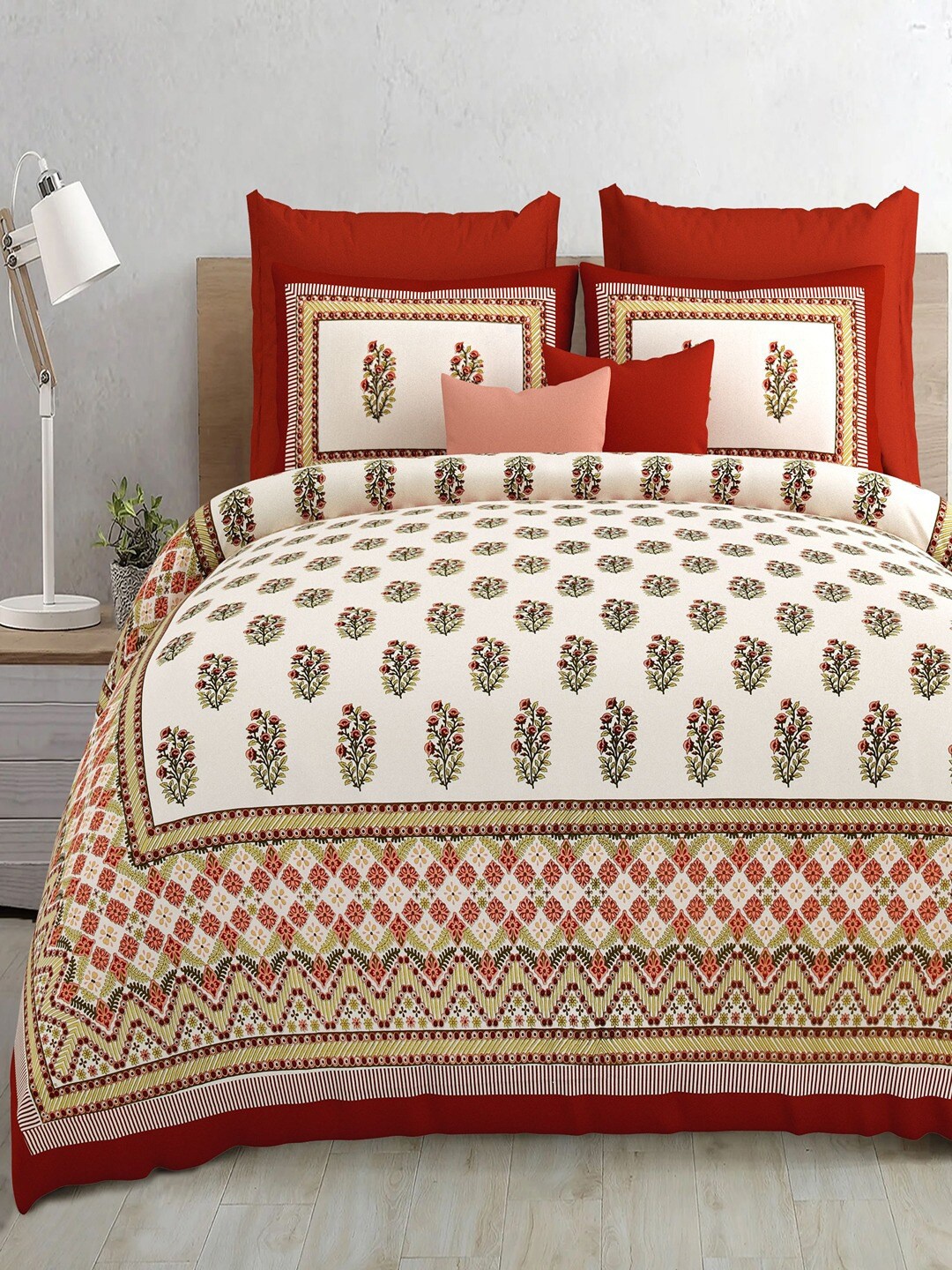 Bombay Spreads Maroon & White Floral Pure Cotton 210 TC King Bedsheet With 2 Pillow Covers
Bombay Spreads Maroon & White Floral Pure Cotton 210 TC King Bedsheet With 2 Pillow Covers
