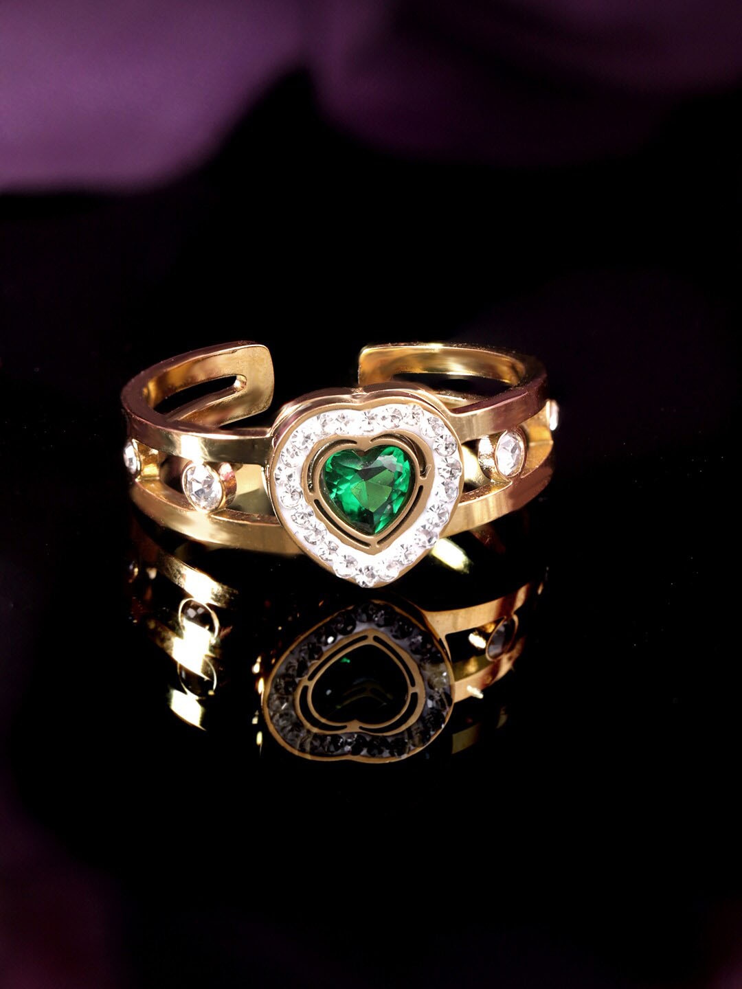 Rubans Voguish22K Gold Plated Stainless Steel Anti-Tarnish Emerald & Zicron Ring
Rubans Voguish22K Gold Plated Stainless Steel Anti-Tarnish Emerald & Zicron Ring