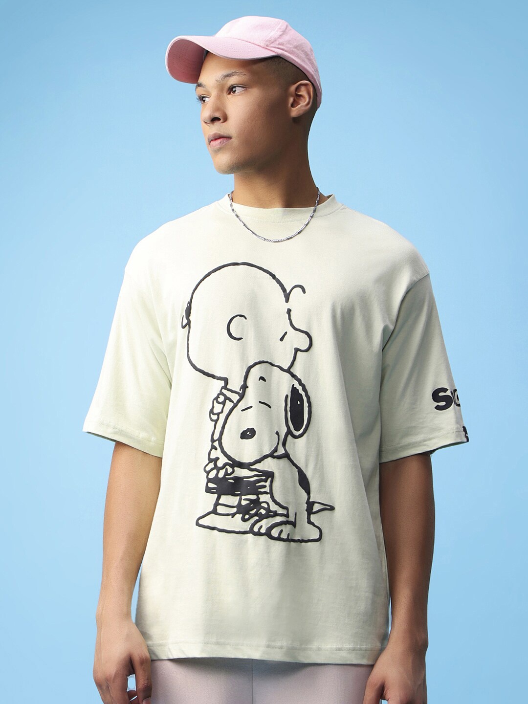 Bewakoof Official Peanuts Merchandise The Perfect Friend Printed Oversized T-shirt, Green
Bewakoof Official Peanuts Merchandise The Perfect Friend Printed Oversized T-shirt, Green