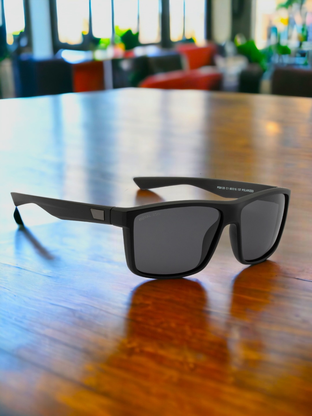 ROYAL SON Unisex Square Sunglasses with Polarised and UV Protected Lens CHI00147-C1, Black
ROYAL SON Unisex Square Sunglasses with Polarised and UV Protected Lens CHI00147-C1, Black