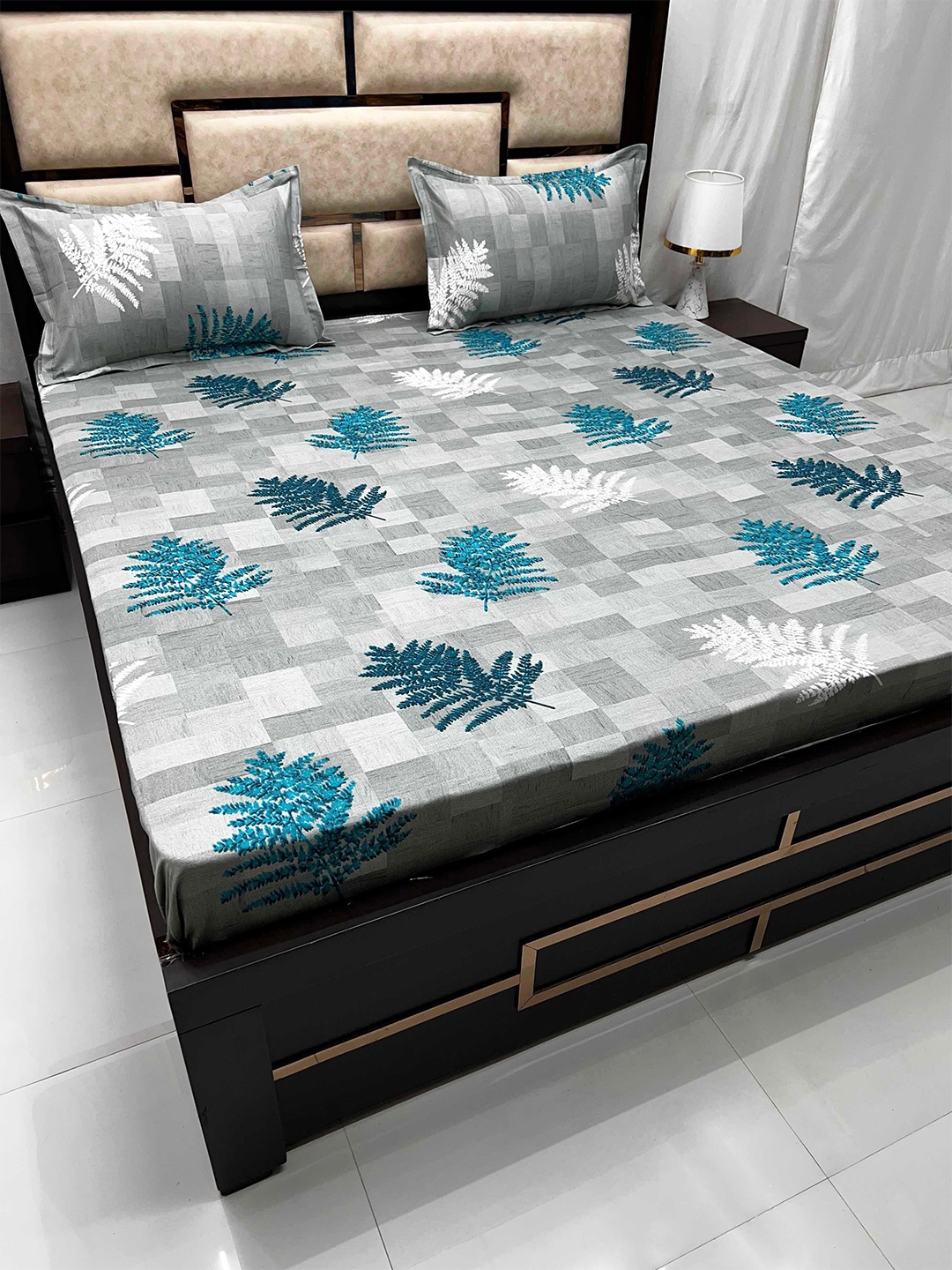 Pure Decor Velar Sib Green Printed Pure Cotton 380 TC King Bedsheet With 2 Pillow Covers
Pure Decor Velar Sib Green Printed Pure Cotton 380 TC King Bedsheet With 2 Pillow Covers