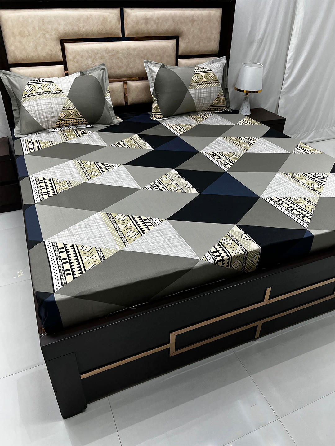 Pure Decor Velar Sib Blue Printed Pure Cotton 380 TC King Bedsheet With 2 Pillow Covers
Pure Decor Velar Sib Blue Printed Pure Cotton 380 TC King Bedsheet With 2 Pillow Covers