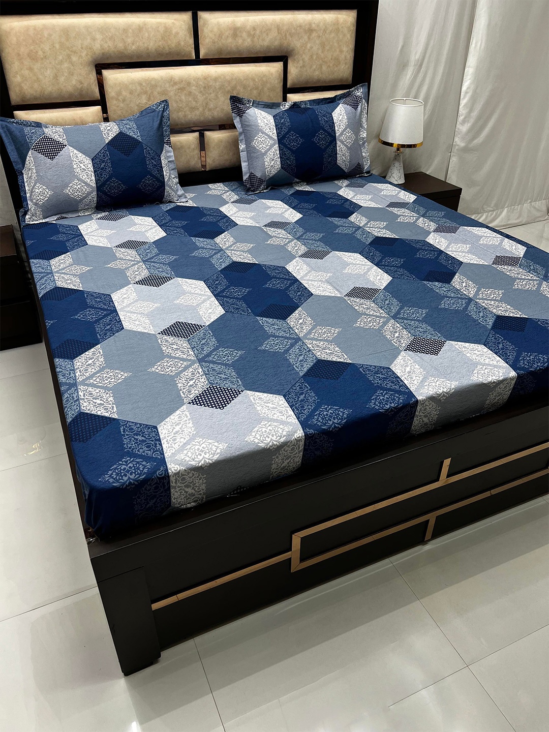 Pure Decor Velar Sib Blue Printed Pure Cotton 380 TC King Bedsheet With 2 Pillow Covers
Pure Decor Velar Sib Blue Printed Pure Cotton 380 TC King Bedsheet With 2 Pillow Covers