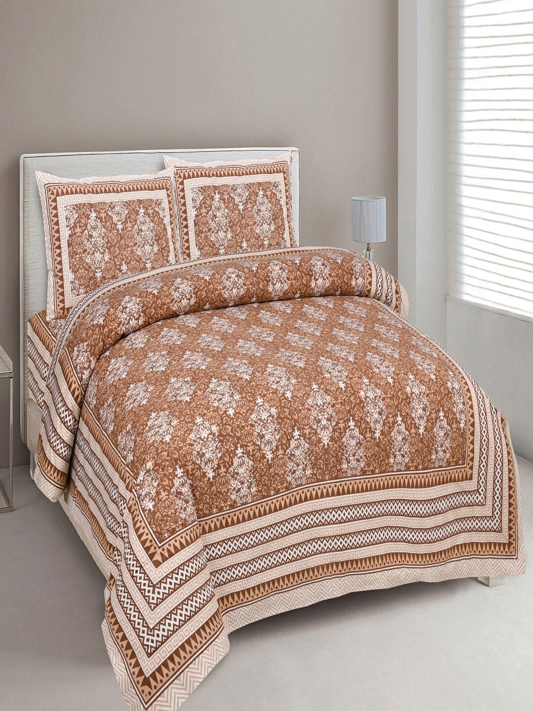 UNIQCHOICE Brown & White Ethnic Motifs Cotton 180 TC King Bedsheet with 2 Pillow Covers
UNIQCHOICE Brown & White Ethnic Motifs Cotton 180 TC King Bedsheet with 2 Pillow Covers