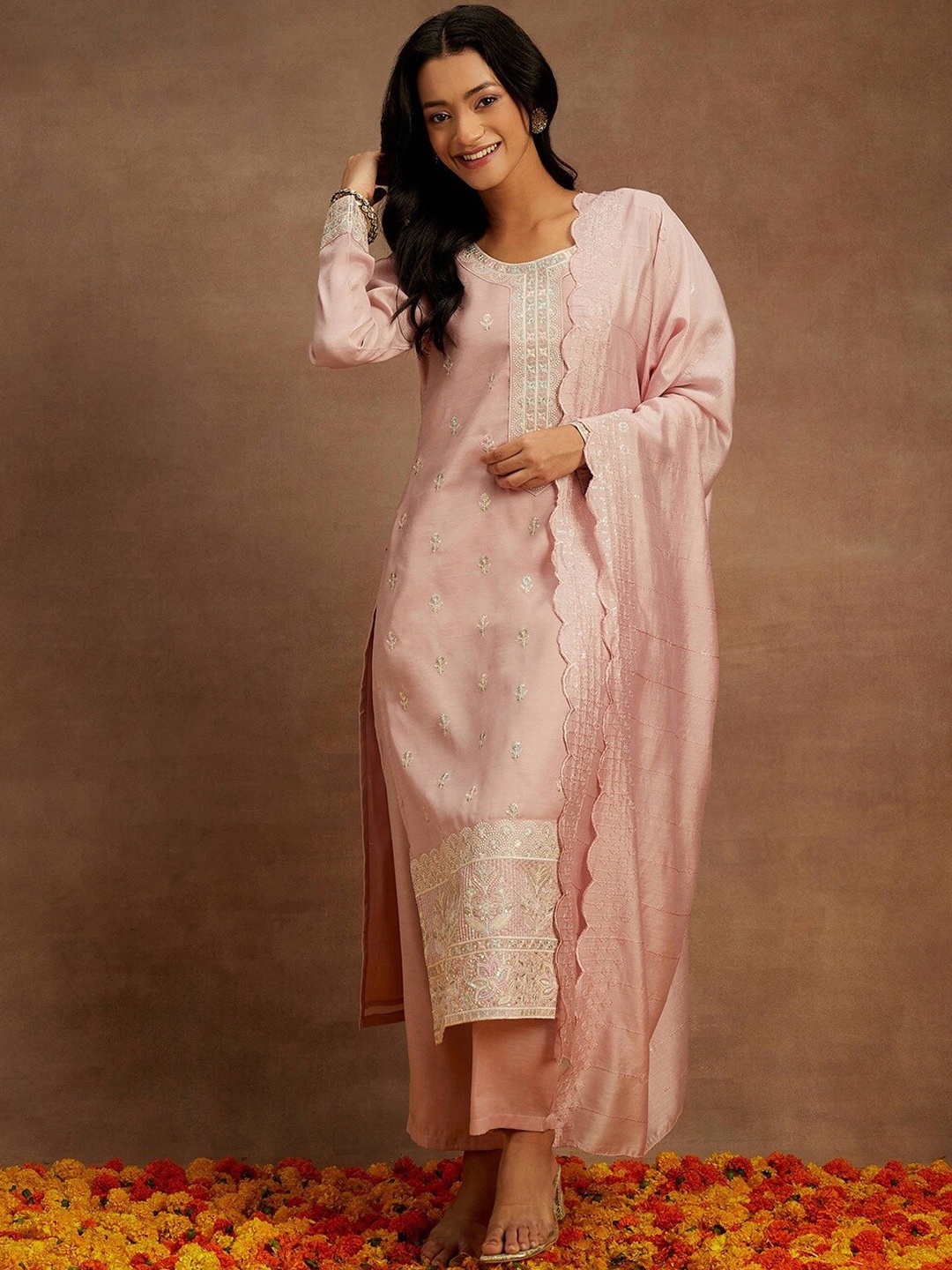 Libas Floral Embroidered Regular Pure Silk Kurta with Trousers & Dupatta, Pink
Libas Floral Embroidered Regular Pure Silk Kurta with Trousers & Dupatta, Pink