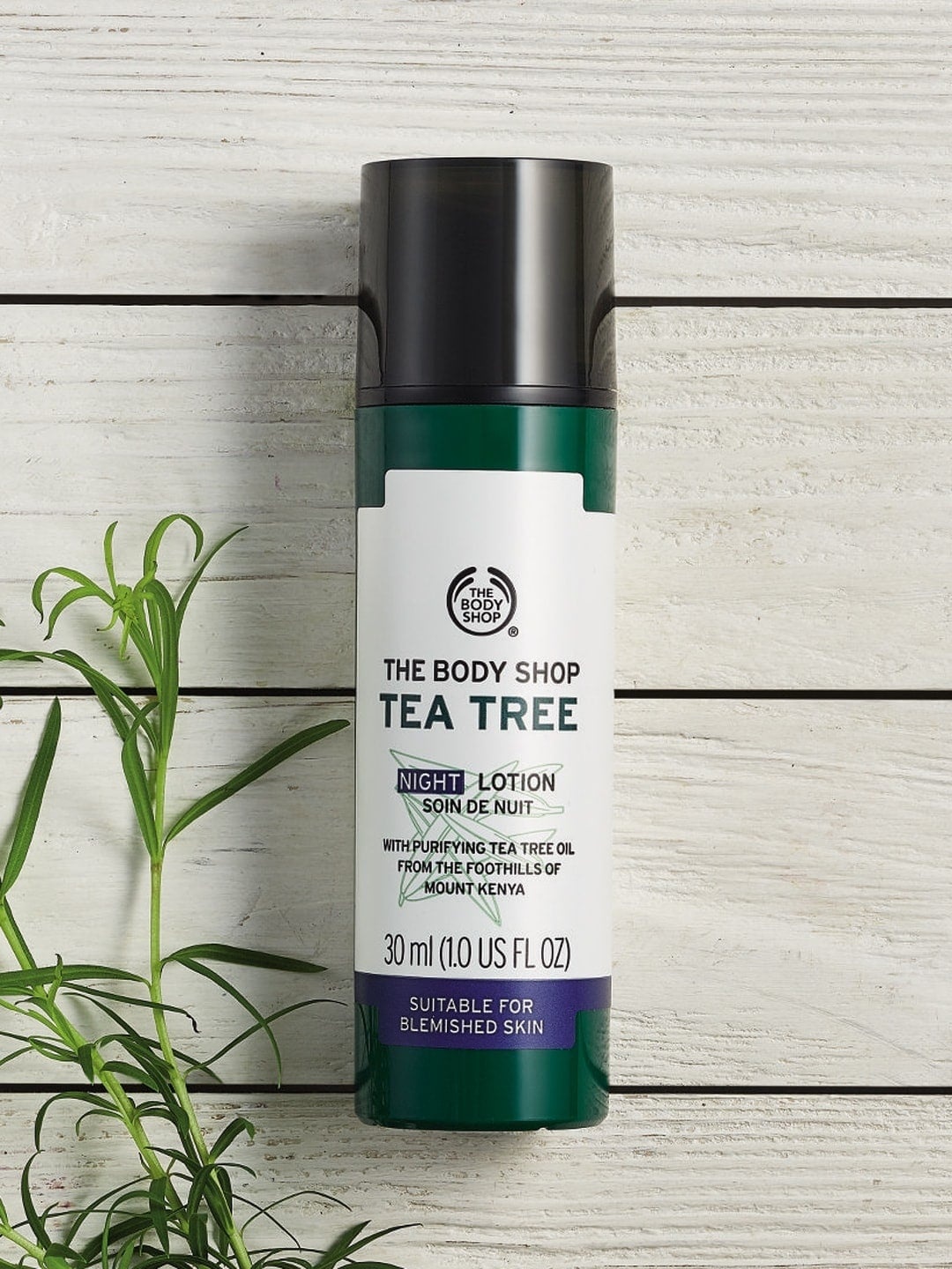 THE BODY SHOP Vitamin E Range Tea Tree Sustainable Night Lotion for Blemished Skin 30 ml, Green
THE BODY SHOP Vitamin E Range Tea Tree Sustainable Night Lotion for Blemished Skin 30 ml, Green