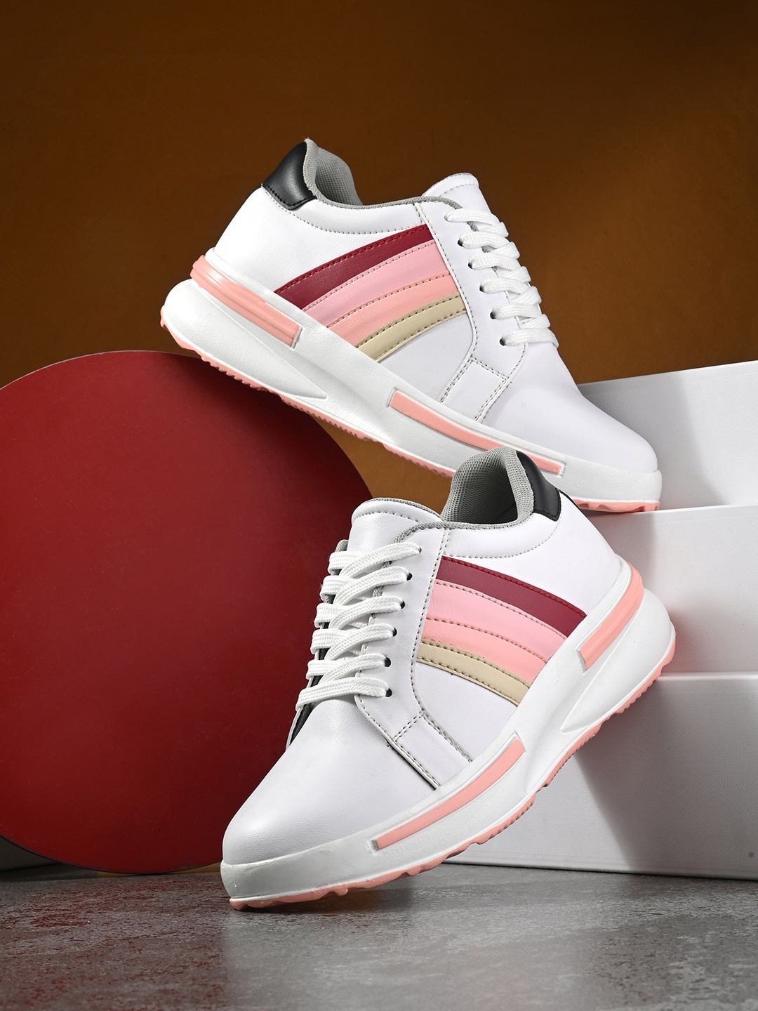 The Roadster Lifestyle Co. Women White & Pink Colourblocked Lightweight Comfort Sneakers
The Roadster Lifestyle Co. Women White & Pink Colourblocked Lightweight Comfort Sneakers