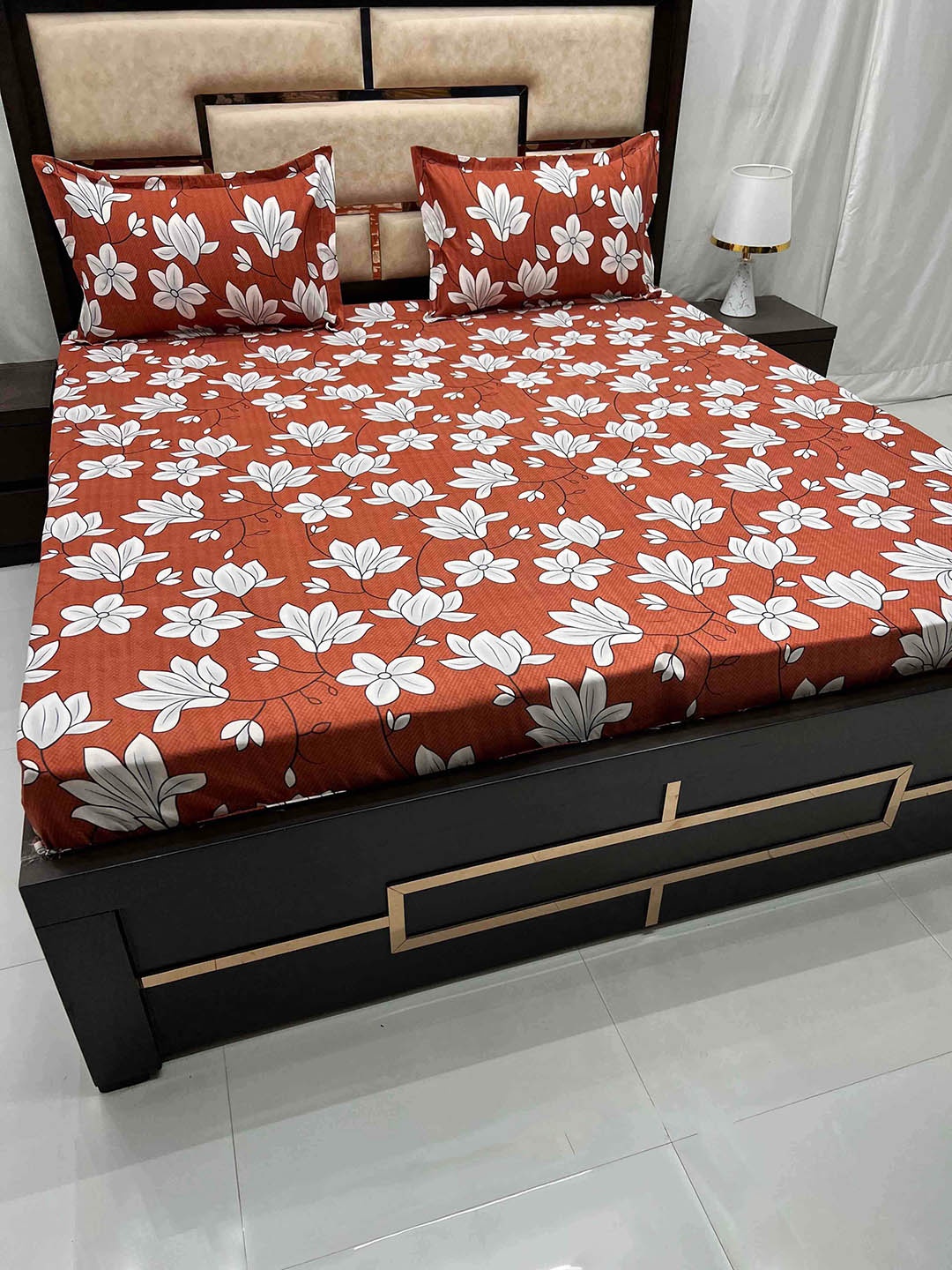 Pure Decor Leisure Fur Orange & White Printed 250 TC King Bedsheet with 2 Pillow Covers
Pure Decor Leisure Fur Orange & White Printed 250 TC King Bedsheet with 2 Pillow Covers