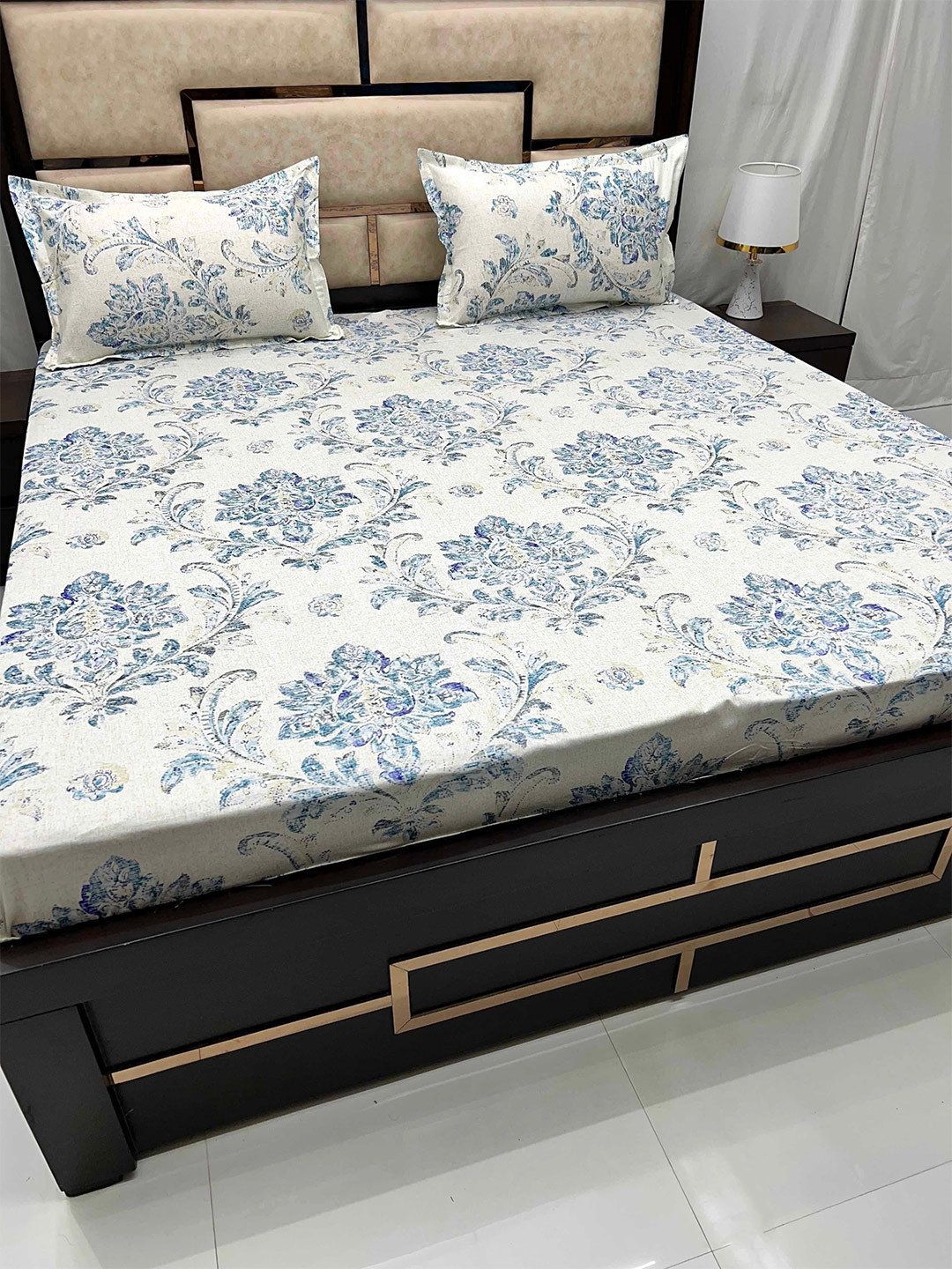 Pure Decor Beige & Blue Printed Pure Cotton 350 TC King Bedsheet With 2 Pillow Covers
Pure Decor Beige & Blue Printed Pure Cotton 350 TC King Bedsheet With 2 Pillow Covers