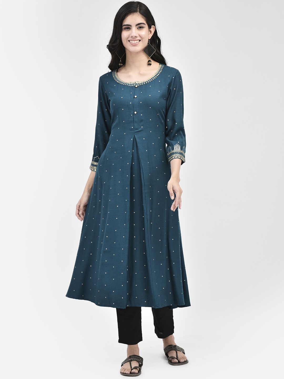 Span Ethnic Motifs Round Neck Three-Quarter Sleeve A-Line Sequins Silk Kurta, Blue
Span Ethnic Motifs Round Neck Three-Quarter Sleeve A-Line Sequins Silk Kurta, Blue