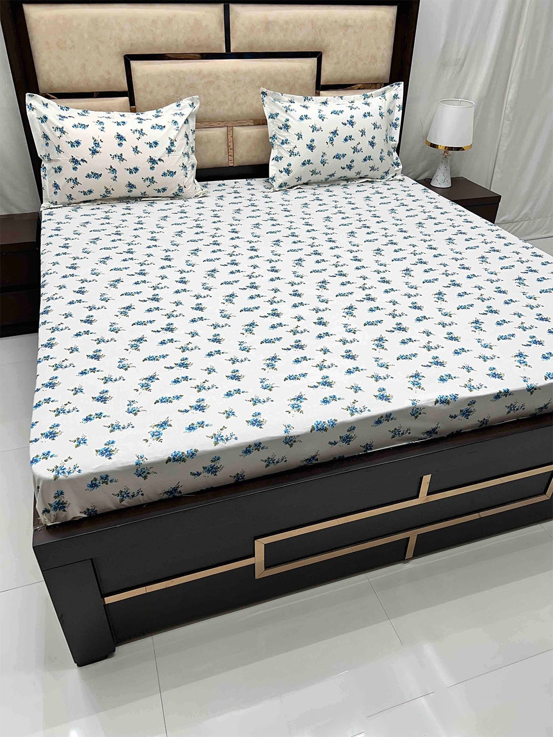 Pure Decor Villa Blue & White Floral Pure Cotton 350 TC King Bedsheet & 2 Pillow Covers
Pure Decor Villa Blue & White Floral Pure Cotton 350 TC King Bedsheet & 2 Pillow Covers