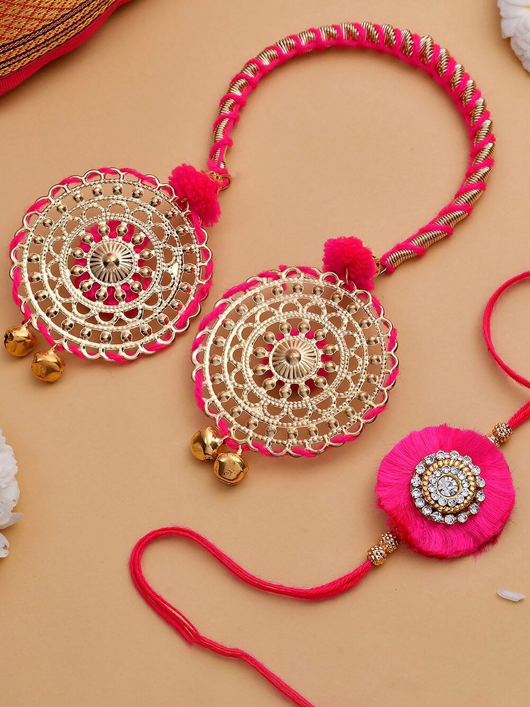 RawFruit Set Of 5 Textured Bhai Bhabhi Rakhi & Dryfruits Gift Set 220 gms Each, Pink
RawFruit Set Of 5 Textured Bhai Bhabhi Rakhi & Dryfruits Gift Set 220 gms Each, Pink