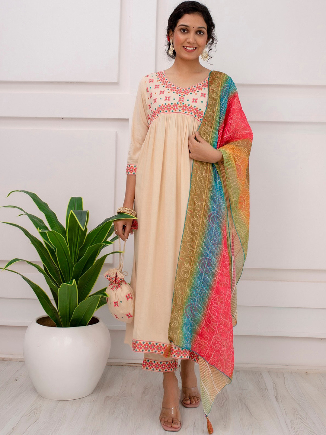 Nehamta Floral Embroidered Empire Thread Work Kurta With Trousers & Dupatta, Cream
Nehamta Floral Embroidered Empire Thread Work Kurta With Trousers & Dupatta, Cream