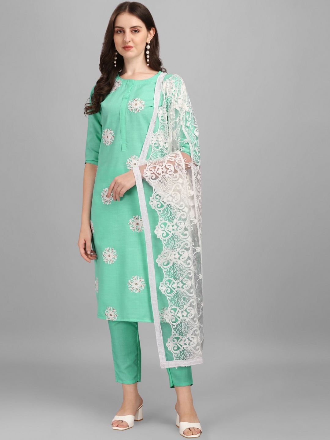 Modestouze Attires Floral Embroidered Pure Cotton Kurta & Trousers With Dupatta, Green
Modestouze Attires Floral Embroidered Pure Cotton Kurta & Trousers With Dupatta, Green