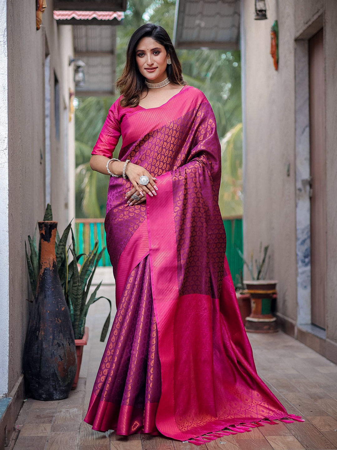 Mitera Pink Ethnic Motifs Woven Design Zari Saree, Purple