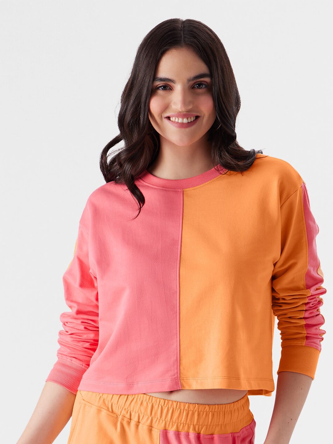 The Souled Store Green & Pink Colourblocked Drop Shoulder Sleeve Oversize Fit Crop T-shirt, Orange
The Souled Store Green & Pink Colourblocked Drop Shoulder Sleeve Oversize Fit Crop T-shirt, Orange
