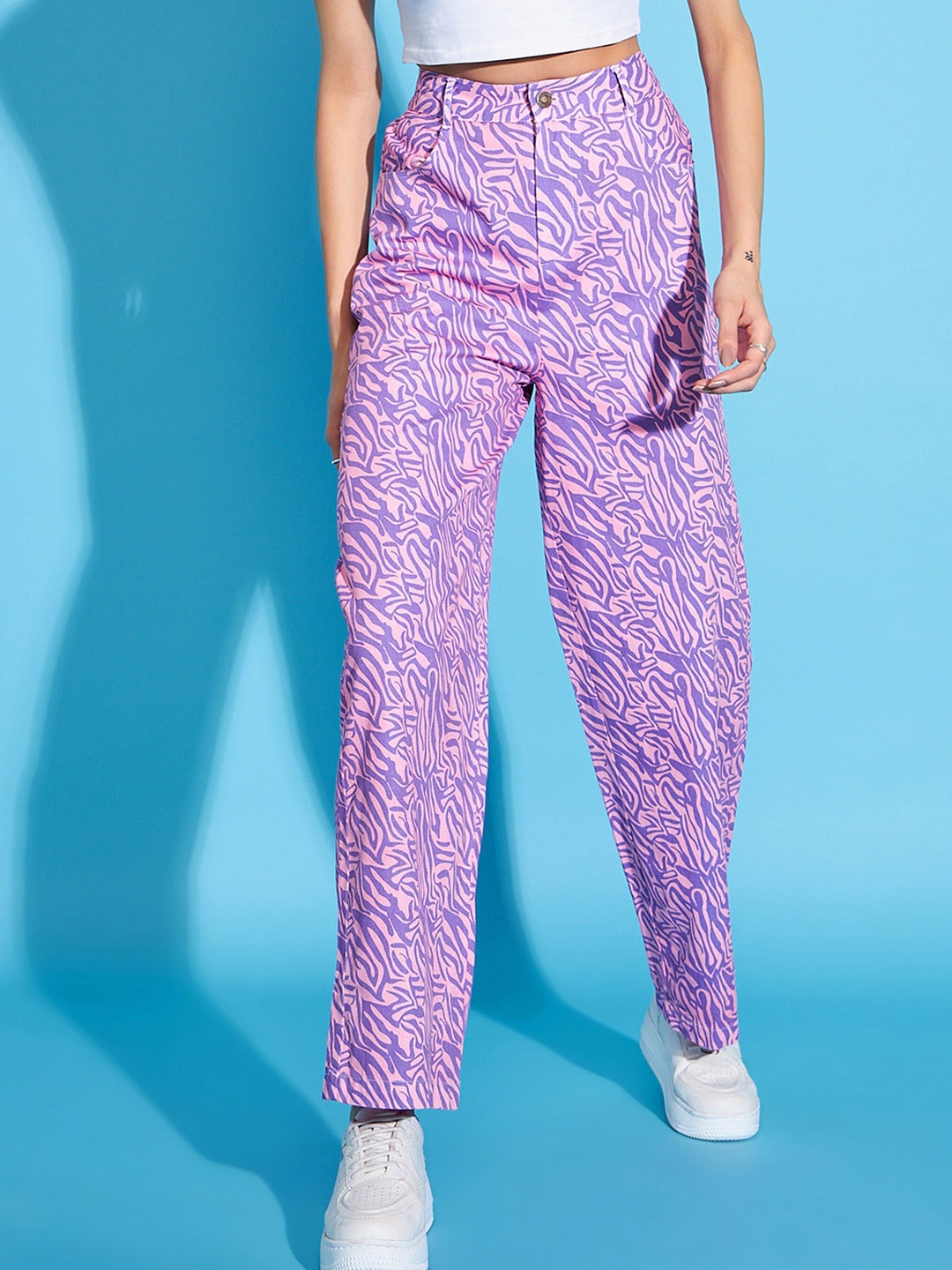 SASSAFRAS Women Purple Abstract Printed Pure Cotton Parallel Trousers
SASSAFRAS Women Purple Abstract Printed Pure Cotton Parallel Trousers