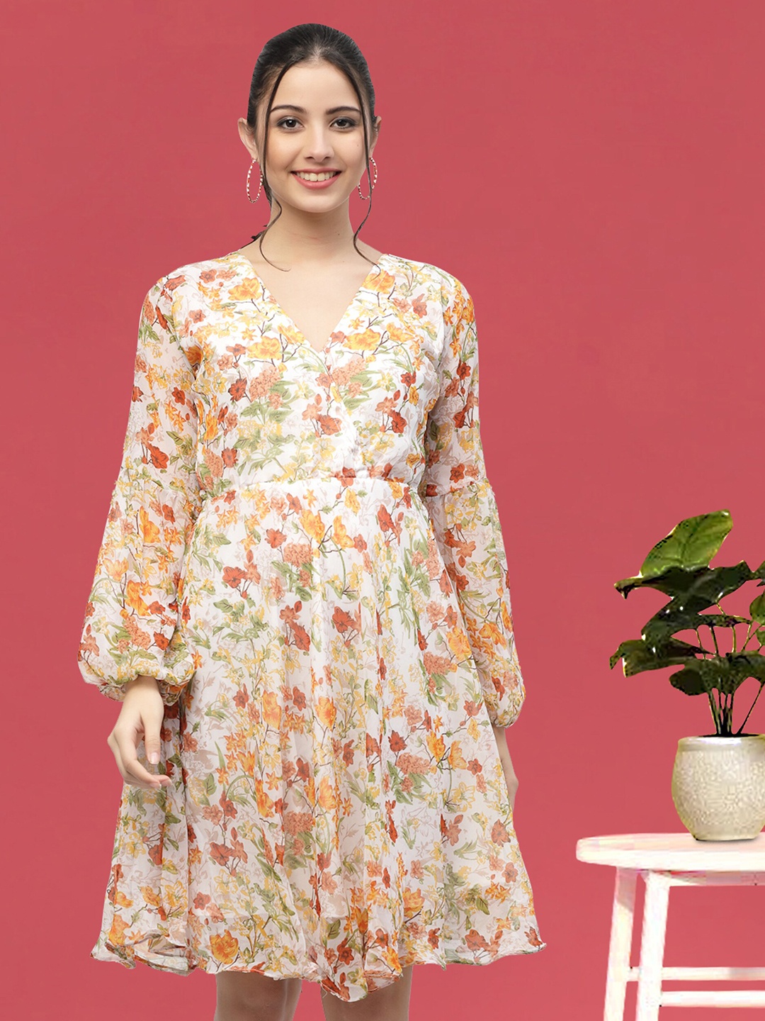 MISS AYSE Floral Printed V-Neck Puff Sleeves Gathered Georgette Fit & Flare Dress, White
MISS AYSE Floral Printed V-Neck Puff Sleeves Gathered Georgette Fit & Flare Dress, White
